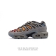 Nike 耐克 男女子休闲鞋气垫缓震跑步鞋 Air Max Plus 运动鞋 造型超讨喜！鞋面以帆布和织物材质包裹，保证了轻薄透气，更适合夏季穿着。鞋侧 鱼骨