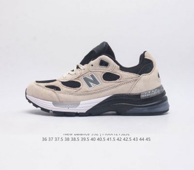 新百伦new Balance 992 复古风格简约经典舒适百搭时尚休闲鞋缓震透气跑步鞋 鞋面采用猪皮革与织物相结合 尼龙网布在拼接工序上极为繁复 彰显质感的同时
