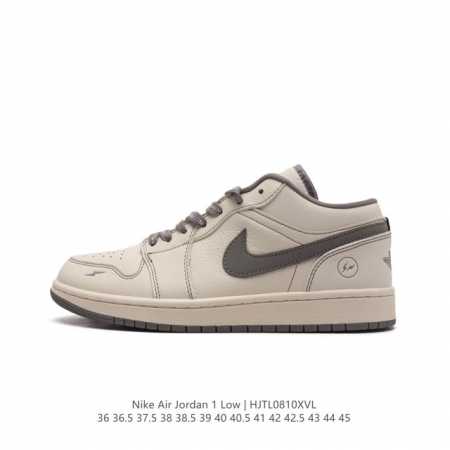 耐克 Nike Dunk Low Retro 运动鞋复古板鞋 ，作为 80 年代经典篮球鞋款，起初专为硬木球场打造，后来成为席卷街头的时尚标杆，现以经典细节和复 - 点击图像关闭