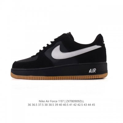 耐克 Nike Air Force 1 '07 Low 空军一号含气垫 小白鞋 低帮百搭厚底增高休闲运动板鞋。柔软、弹性十足的缓震性能和出色的中底设计，横跨复古