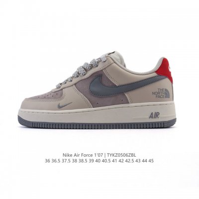 耐克 Nike Air Force 1 '07 Low 空军一号含气垫 小白鞋 2025年 蛇年新款 低帮百搭厚底增高休闲运动板鞋。柔软、弹性十足的缓震性能和出