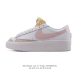 耐克 Nike Blazer Low '77 Vntg 女子运动鞋 重现低调风格和经典篮球外观，依托经典简约魅力和舒适性能，备受街头时尚赞誉。华美翻毛皮细节、复