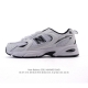 真标 新百伦 Nb530 New Balance 530 复跑古鞋 厚底增高老爹鞋 缓震运动慢跑鞋。Nb530这鞋双确实是Nb家经复典古款式之一，以全科新技诠释