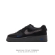 耐克 Nike Air Force 1 '07 Low 空军一号含气垫 低帮百搭厚底增高休闲运动板鞋。柔软、弹性十足的缓震性能和出色的中底设计，横跨复古与现代的