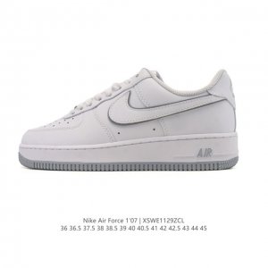 耐克 Nike Air Force 1 '07 Low 空军一号含气垫 小白鞋 低帮百搭厚底增高休闲运动板鞋。柔软、弹性十足的缓震性能和出色的中底设计，横跨复古