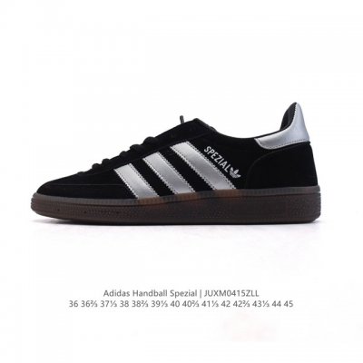 阿迪达斯 Adidas Handball Spezial 低帮三叶草学院风复古休闲板鞋 德训鞋 橡胶底柔软皮革经典运动鞋板鞋。圆头、缝合拼接设计、正面绑带、鞋舌