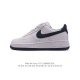 耐克 Nike Air Force 1 '07 Low 空军一号含气垫 低帮百搭厚底增高休闲运动板鞋 小白鞋 。柔软、弹性十足的缓震性能和出色的中底设计，横跨复