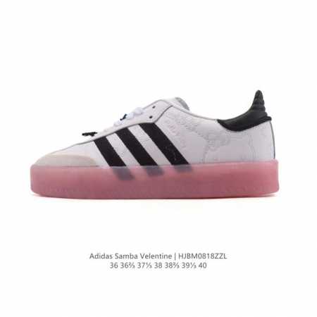 Adidas 阿迪达斯 女款运动鞋 三叶草Samba Velentine 休闲鞋 德训鞋 Hello Kitty 复古板鞋经典运动鞋。一款阿迪达斯的Samba面 - 点击图像关闭