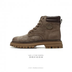 公司级 CAT FOOTWEAR CAT 卡特工装 休闲复古男女款鞋系列靴子 中高帮马丁靴 新款潮板鞋 专治各种不帅 鞋身轻便 舒适性相当不错 橡胶大底 上身随