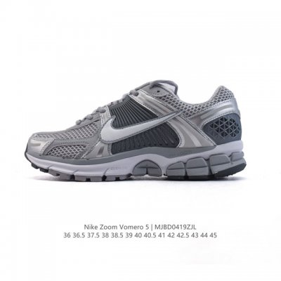 公司级 Nike 耐克夏季 Zoom Vomero 5 运动鞋休闲训练跑步鞋。Nike Zoom Vomero 5 男女子运动鞋妥帖包覆足部，提供透气支撑效果。