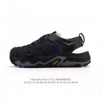 新品公司级 Hoka One One Tor Trafa 溯溪鞋 舒适百搭 防滑透气 沙滩凉鞋 设计:镂空的设计，涉水也不在话下，而且还易干！性价比:这个价位妥