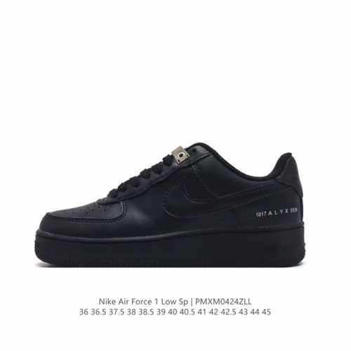 耐克 Nike Air Force 1 '07 Low 空军一号含气垫 低帮百搭厚底增高休闲运动板鞋。柔软、弹性十足的缓震性能和出色的中底设计，横跨复古与现代的