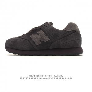Nb 574 新百伦 New Balance Nb 574系列舒适百搭复古拼接时尚休闲运动鞋。New Balance 的 574 具有识别性和持久流行性，从它作