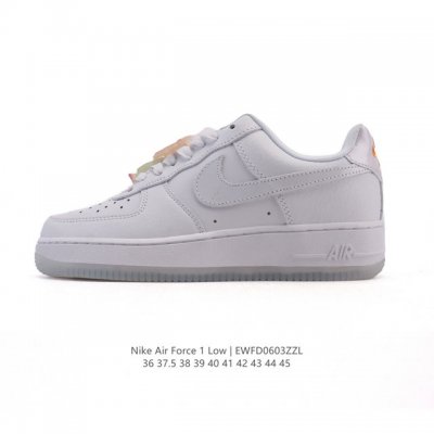 耐克 Nike Air Force 1 '07 Low 空军一号含气垫 小白鞋 2025年 蛇年新款 低帮百搭厚底增高休闲运动板鞋。柔软、弹性十足的缓震性能和出