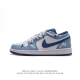 Nike 耐克 原楦原纸版开发版型，采用牛培移膜软皮革材质鞋面，中底注胶孔内置真sole气垫耐克nike Air Jordan 1 Low Gs White B