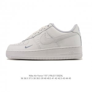 耐克 Nike Air Force 1 '07 Low 空军一号含气垫 小白鞋 低帮百搭厚底增高休闲运动板鞋。柔软、弹性十足的缓震性能和出色的中底设计，横跨复古