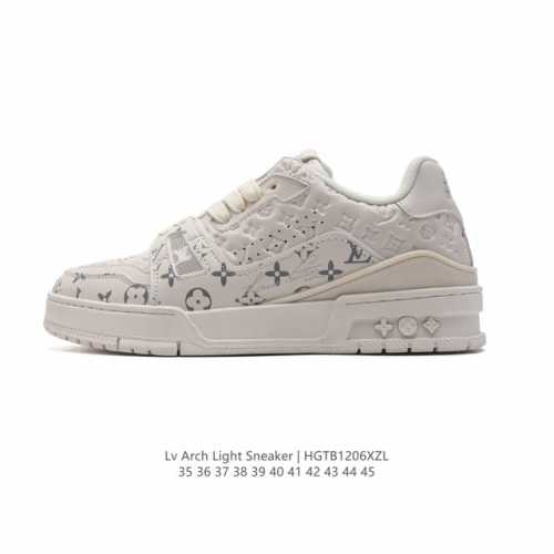 公司级 路易威登 Louis Vuitton Lv路易威登板鞋 时尚运动鞋 潮厚底增高鞋 。舒适防滑底和百搭性霸屏整个时尚娱乐圈，细节调整完美主义！采用柔软皮革