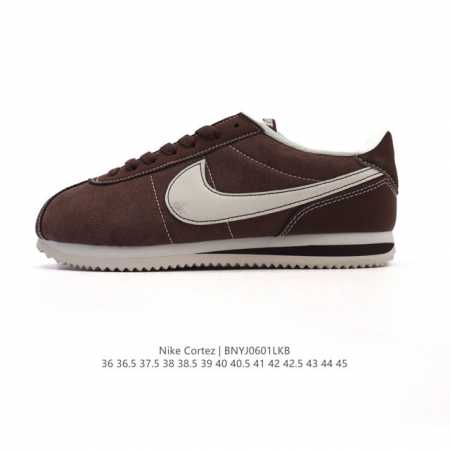 Nike Classic Cortez Nylon 耐克阿甘鞋男女子运动鞋，秉承元年款经典风格，糅合防水鞋面设计，令双足保持干爽舒适。防水锦纶鞋面强势抵御风雨侵 - 点击图像关闭