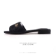 新品 古驰 Gucci 方头小羊皮皮革拖鞋女全覆盖金属标志休闲居家一字拖 黑色 Gucci拖鞋香到跺脚这双拖鞋的软底设计真的太贴心了！逛街2小时都不觉得累，走起