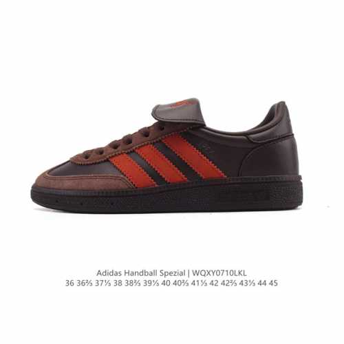 性价比版本 阿迪达斯 Adidas Handball Spezial 低帮三叶草学院风复古休闲板鞋 德训鞋 橡胶底柔软皮革经典运动鞋板鞋。圆头、缝合拼接设计、正