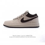 耐克 乔丹Air Jordan 1 Low Aj1 乔1 乔丹1代Aj1 低帮复古文化休闲运动篮球鞋。从1985 年面世的元年款汲取设计灵感，采用简洁大方的经典