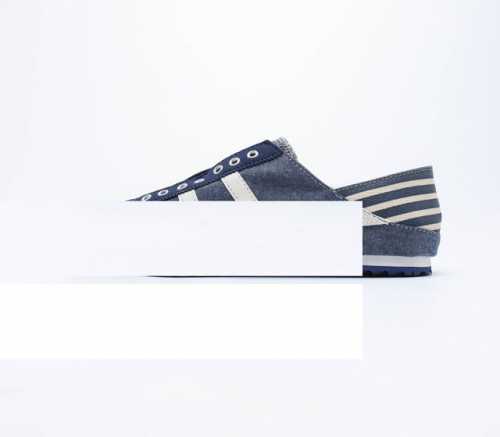 Onitsuka Tiger Nippon Made 鬼冢虎手工鞋系列 高版本mexico 66 Deluxe 66 独家 鞋底内置芯片 感应弹出产品信息 带n