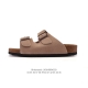 德国百年知名鞋履品牌 博肯Birkenstock 勃肯拖鞋系列凉拖鞋休闲沙滩凉鞋 Birkenstock勃肯德国进口男女款牛皮绒面革软底Arizona双扣拖鞋。