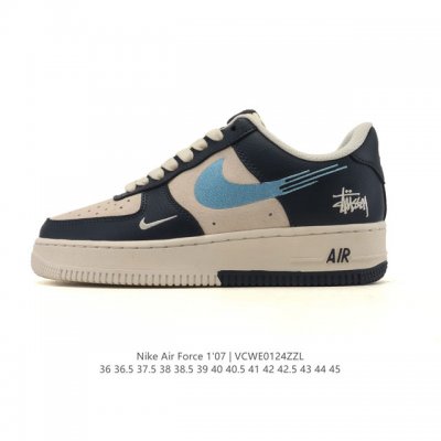 耐克 Nike Air Force 1 '07 Low 空军一号含气垫 低帮百搭小白鞋 厚底增高休闲运动板鞋。柔软、弹性十足的缓震性能和出色的中底设计，横跨复古
