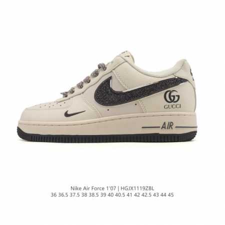 耐克 Nike Air Force 1 '07 Low 空军一号含气垫 低帮 小白鞋 百搭厚底增高休闲运动板鞋。柔软、弹性十足的缓震性能和出色的中底设计，横跨复 - 点击图像关闭