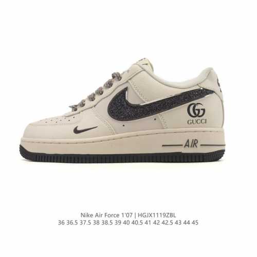 耐克 Nike Air Force 1 '07 Low 空军一号含气垫 低帮 小白鞋 百搭厚底增高休闲运动板鞋。柔软、弹性十足的缓震性能和出色的中底设计，横跨复