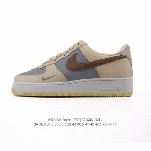 耐克 Nike Air Force 1 '07 Low 空军一号含气垫 低帮百搭厚底增高 小白鞋 休闲运动板鞋。柔软、弹性十足的缓震性能和出色的中底设计，横跨复