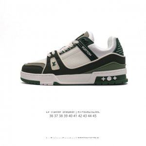 降价 公司级 路易威登 Louis Vuitton Lv路易威登板鞋 时尚运动鞋 潮厚底增高鞋 。舒适防滑底和百搭性霸屏整个时尚娱乐圈，细节调整完美主义！鞋面采
