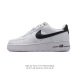 耐克 Nike Air Force 1 '07 Low 空军一号含气垫 低帮百搭厚底增高休闲运动板鞋。柔软、弹性十足的缓震性能和出色的中底设计，横跨复古与现代的