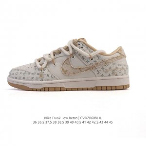 特价 耐克Nike Dunk Low 板鞋 Sb系列经典百搭休闲运动板鞋 路易威登联名 解构绑带 双鞋带 2025年新款 蛇年限定。加厚鞋舌的填充，使舒适性大大