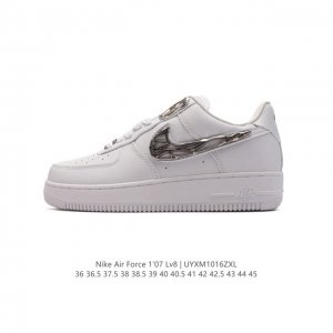 耐克 Nike Air Force 1 '07 Low 空军一号含气垫 低帮百搭厚底增高休闲运动板鞋。柔软、弹性十足的缓震性能和出色的中底设计，横跨复古与现代的