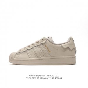 阿迪达斯 Adidas Superstar 三叶草经典贝壳头系列 新款休闲板鞋潮流男女士运动鞋 。鞋面柔软皮革材质 标志性的贝壳鞋头，锯齿三条纹，简约的线条。就