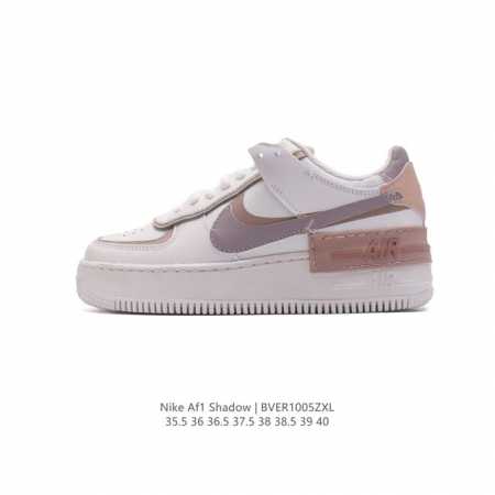 Nike 耐克低帮板鞋 空军一号 Af1马卡龙 Af1厚底增高百搭运动板鞋 Nike Air Force 1 “Shadow” 造型设计上与 Sacai X N - 点击图像关闭