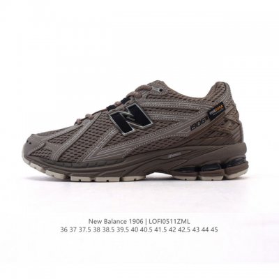 公司级 新百伦 New Balance M1906系列 复古运动鞋单品宝藏老爹鞋款。作为Nb最经典的档案鞋型之一，与 2一样，1906有着Nb最成熟的技术加持和