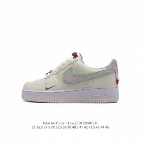耐克 Nike Air Force 1 '07 空军一号 Af1 Af1 男女子运动鞋复古篮球鞋，巧妙结合复古美学和新潮魅力，旨在致敬 40 年来风靡世界的元年 - 点击图像关闭
