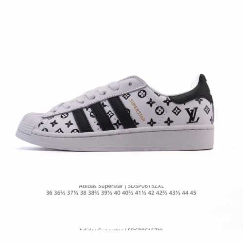 阿迪达斯 Adidas Superstar 2025年新款鞋子 蛇年新款经典贝壳头系列 路易威登联名 新款休闲板鞋潮流男女士运动鞋 。鞋面柔软皮革拼接材质 标志