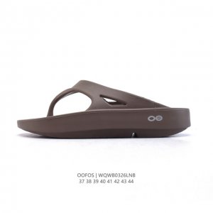 80 【新品】Oofos拖鞋美国Fanture人字拖 一体成型 减震厚底男女情侣凉拖鞋 舒适与时尚并存的拖鞋 足弓支撑运动休闲防滑 Oofos人字拖舒适度爆棚！