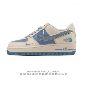 耐克 Nike Air Force 1 '07 Low 空军一号含气垫 低帮 小白鞋 百搭厚底增高休闲运动板鞋。柔软、弹性十足的缓震性能和出色的中底设计，横跨复
