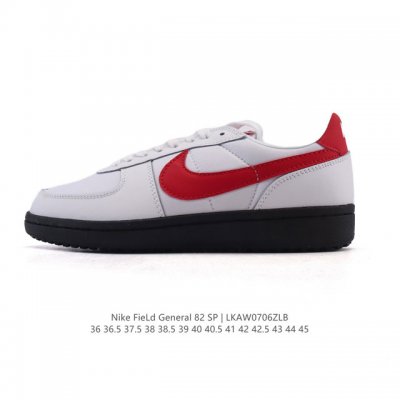 耐克烽火Nike Field General 82 Sp 低帮复古篮球鞋 这款专为烤架战士设计的运动鞋采用 1982 年经典的白 红 黑配色，采用皮革和弹道尼龙