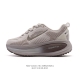 耐克 Nike Vomero 18 厚底增高老爹运动跑步鞋。全新 Vomero 提供比以往更多的緩衝效能以及該系列有史以來最高的鞋底高度，結合 Nike 的 Z
