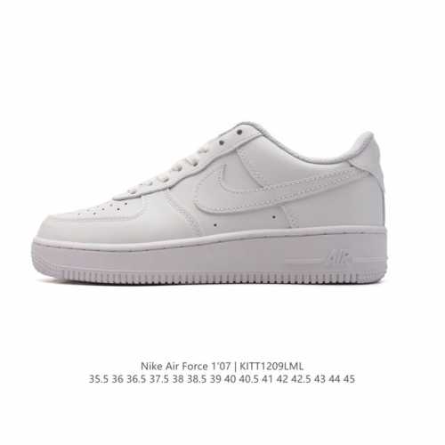 二层皮 耐克 Nike Air Force 1 '07 Low 空军一号含气垫 小白鞋 低帮百搭厚底增高休闲运动板鞋。柔软、弹性十足的缓震性能和出色的中底设计，