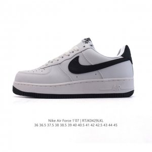 耐克 Nike Air Force 1 '07 Low 空军一号含气垫 小白鞋 低帮百搭厚底增高休闲运动板鞋。柔软、弹性十足的缓震性能和出色的中底设计，横跨复古