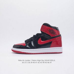 真二层 耐克 Nike Air Jordan 1 Retro High Og 乔丹一代aj1 乔1 Aj1 高帮篮球鞋复刻运动鞋 皮面高帮板鞋的设计灵感源自运动