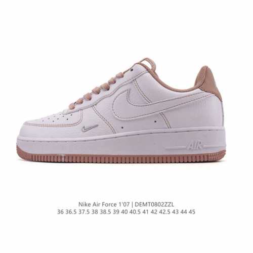 真标 耐克 Nike Air Force 1 '07 Low 空军一号含气垫 小白鞋 低帮百搭厚底增高休闲运动板鞋。柔软、弹性十足的缓震性能和出色的中底设计，横