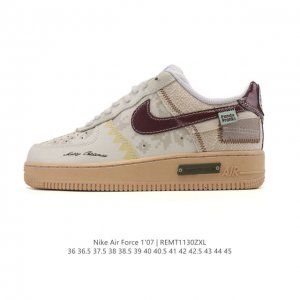 耐克 Nike Air Force 1 '07 Low 空军一号含气垫 小白鞋 低帮百搭厚底增高休闲运动板鞋。柔软、弹性十足的缓震性能和出色的中底设计，横跨复古