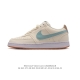 耐克nike Court Vision Low 校园风低帮复古篮球板鞋男女运动鞋，延续80年代复古篮球鞋，添加学院风细节。皮革鞋面，利落风格，重现复古篮球风范。